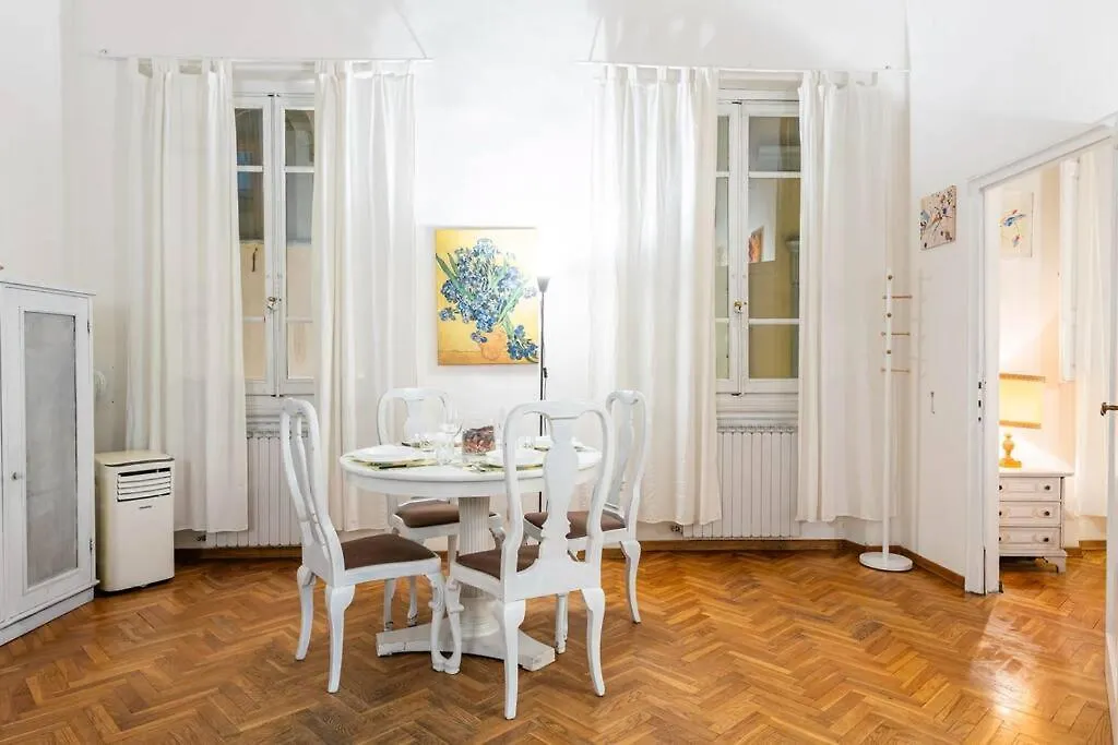 Centro Artistic Suite Florence Apartment